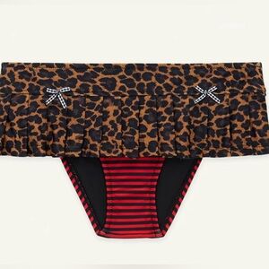 Strawberry Westerh bikini bottom size small leopard print NWT